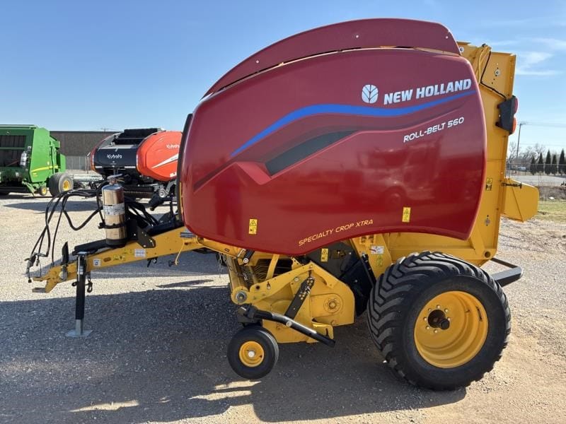 2014 New Holland RB560 Specialty Crop Xtra Equipment Image0
