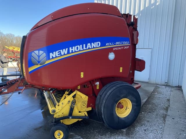 Image of New Holland RB560 Specialty Crop equipment image 4