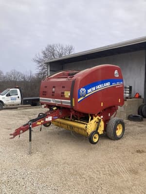 2014 New Holland RB450 Image
