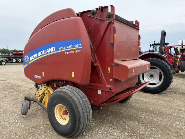 Image of New Holland RB560 equipment image 4