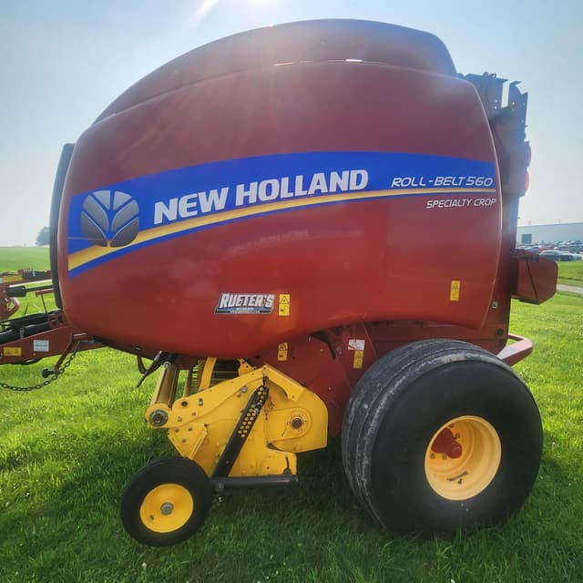 Image of New Holland RB560 equipment image 4