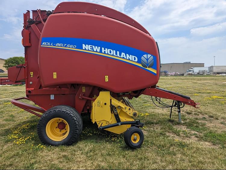 2014 New Holland RB560 Equipment Image0
