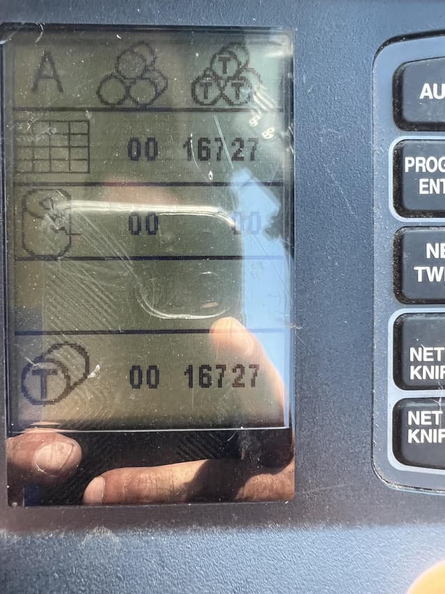 Image of New Holland RB560 equipment image 1