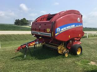 2014 New Holland RB560 Equipment Image0