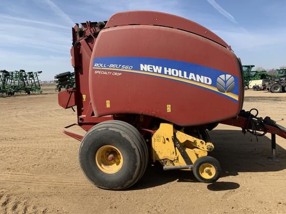 Image of New Holland RB560 Specialty Crop equipment image 4