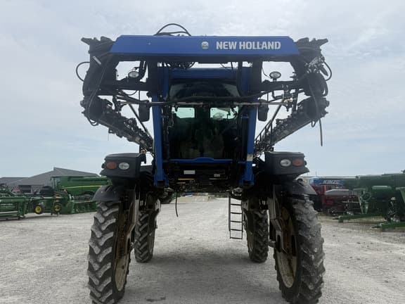 Image of New Holland SP.240F equipment image 3