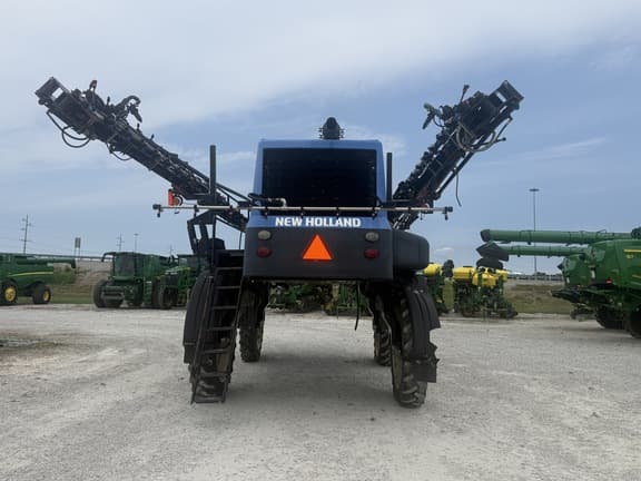 Image of New Holland SP.240F equipment image 1