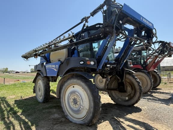 Image of New Holland SP.240F equipment image 3