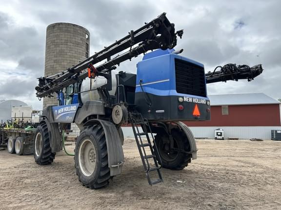 Image of New Holland SP333F equipment image 3