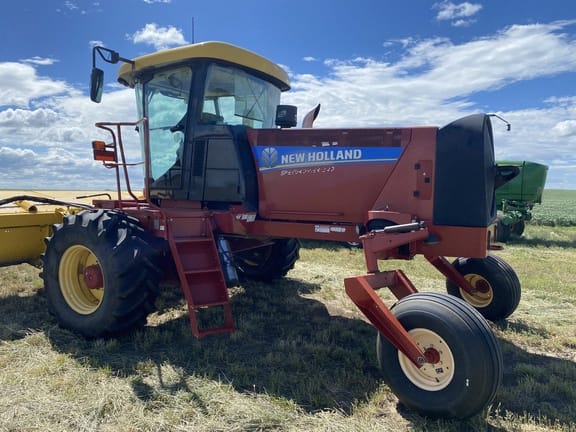 2014 New Holland Speedrower 240 Equipment Image0