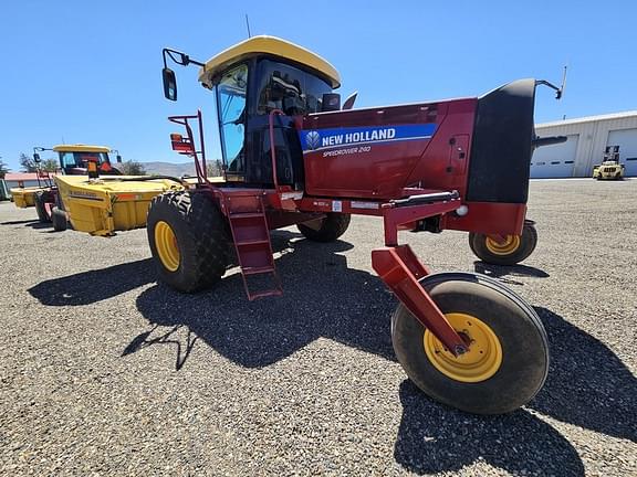 Image of New Holland Speedrower 240 equipment image 3