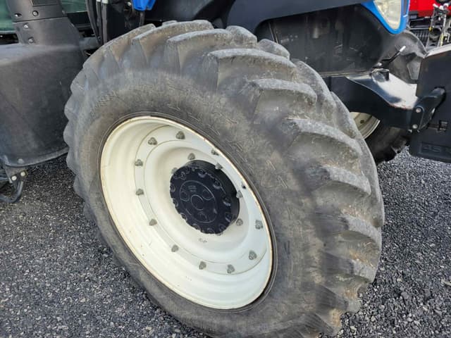 Image of New Holland T7.230 equipment image 4