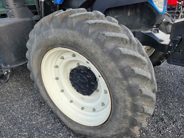Image of New Holland T7.230 equipment image 4