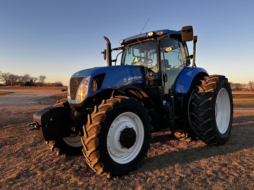 Image of New Holland T7.230 Primary image