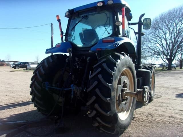 Image of New Holland T7.235 equipment image 3