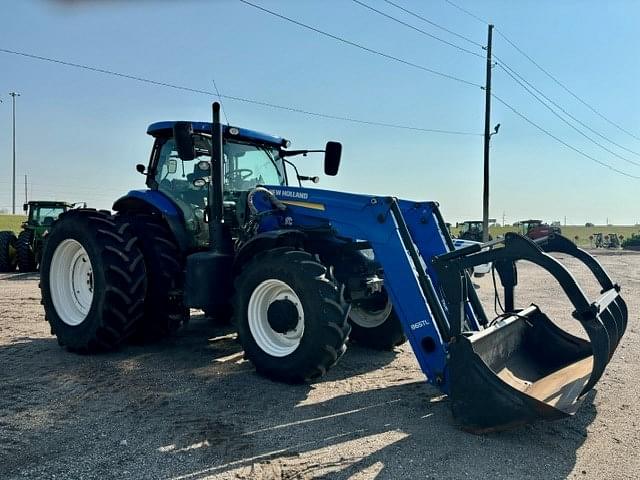 Image of New Holland T7.260 equipment image 2