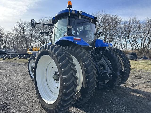 Image of New Holland T7.260 equipment image 2