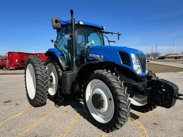 Image of New Holland T7.260 equipment image 2