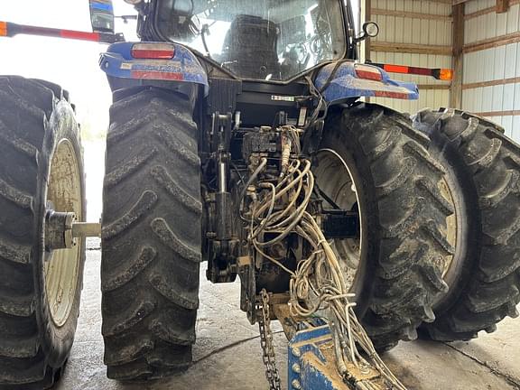 Image of New Holland T7.270 equipment image 3