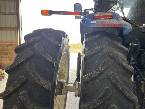 Image of New Holland T7.270 equipment image 4