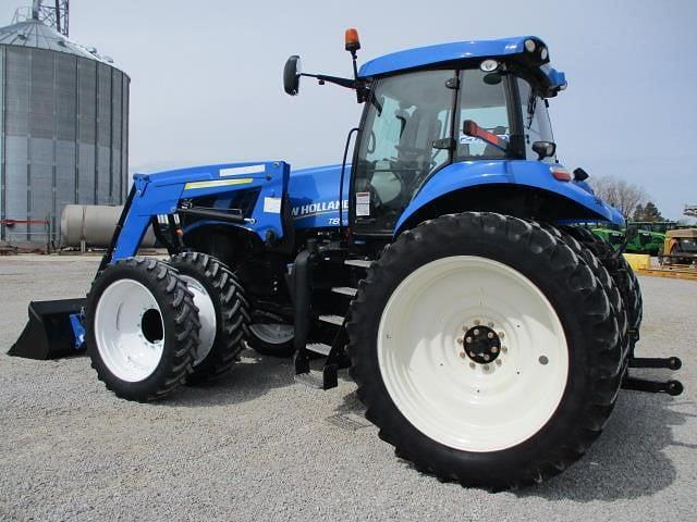 Image of New Holland T8.275 equipment image 4