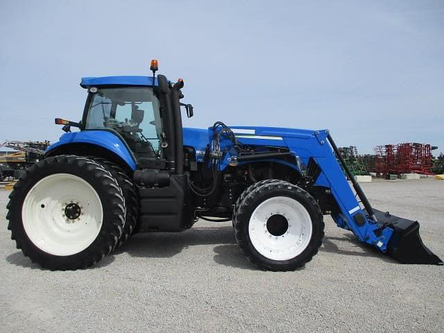 Image of New Holland T8.275 equipment image 3