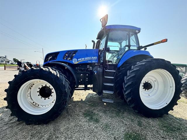 Image of New Holland T8.330 equipment image 1