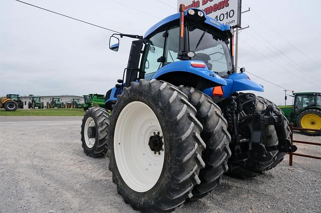 Image of New Holland T8.350 equipment image 4