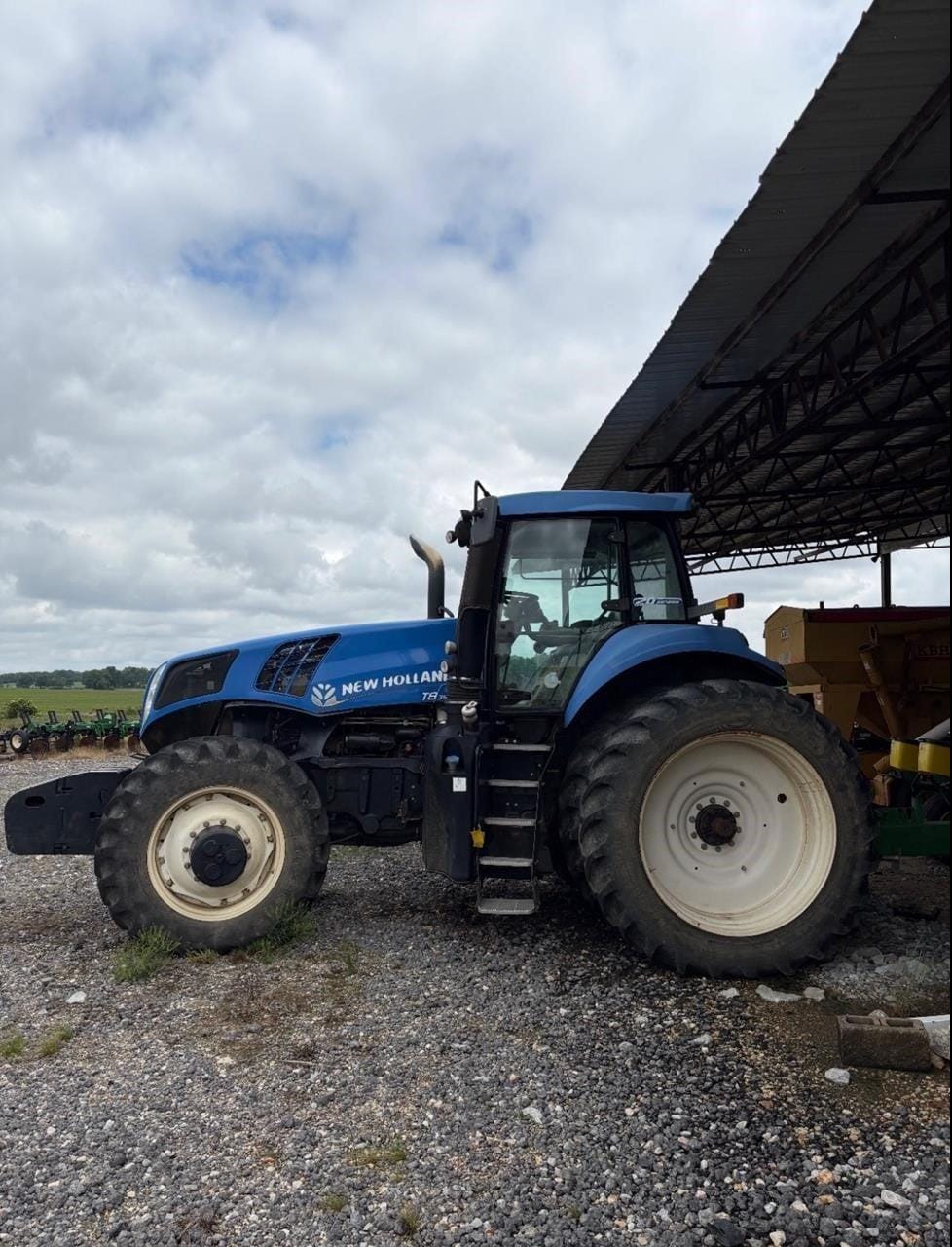 175 - 299 HP Tractors image