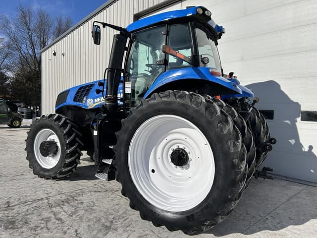 Image of New Holland T8.350 equipment image 4