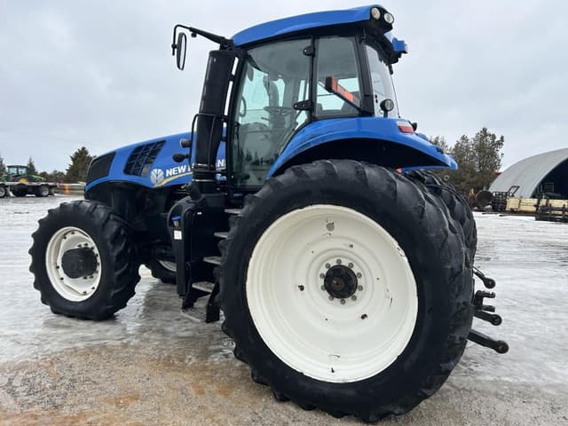 Image of New Holland T8.350 equipment image 4