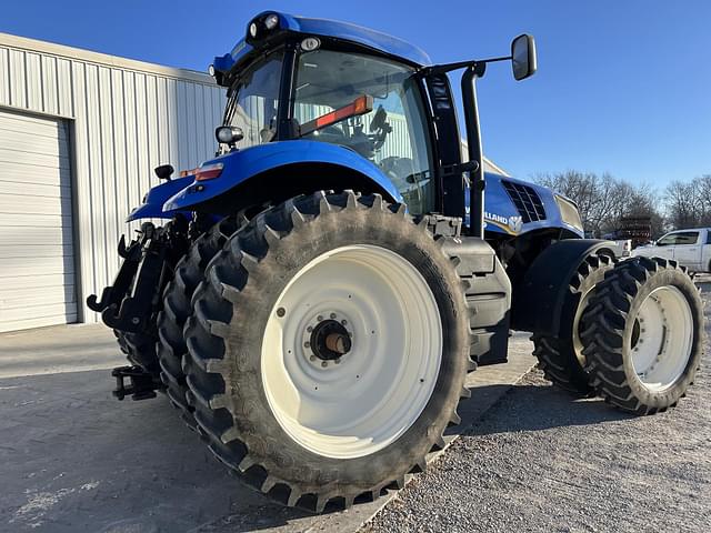 Image of New Holland T8.360 equipment image 4