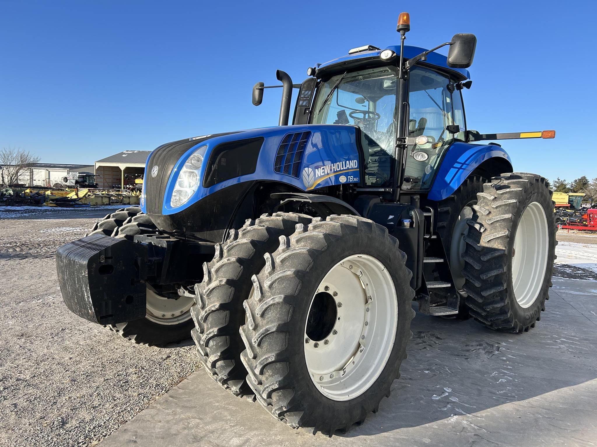 2014 New Holland T8.360 Equipment Image0
