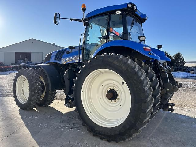 Image of New Holland T8.360 equipment image 3