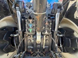 Image of New Holland T8.380 equipment image 4