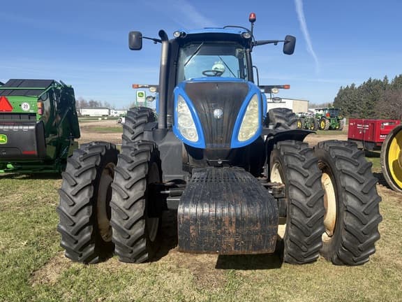 Image of New Holland T8.390 equipment image 3