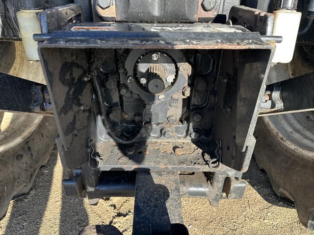 Image of New Holland T8.390 equipment image 3