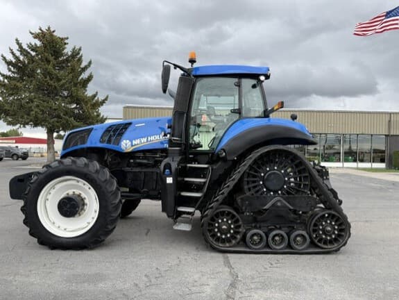 Image of New Holland T8.435 SmartTrax equipment image 3