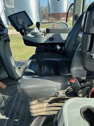 Image of New Holland T9.670 equipment image 3