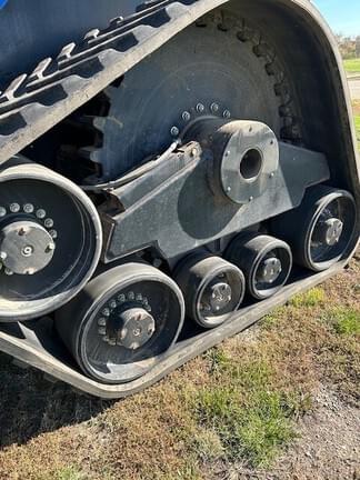 Image of New Holland T9.670 equipment image 2