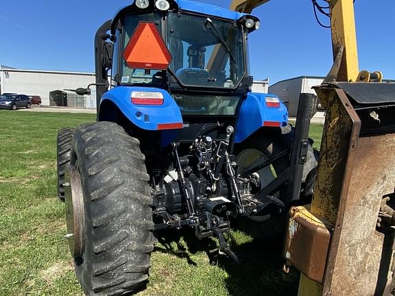 Image of New Holland TS6.110 equipment image 4