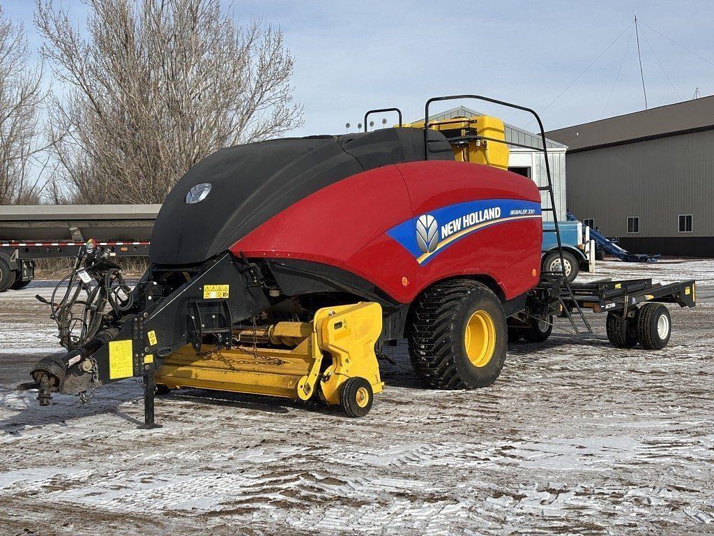 Image of New Holland Big Baler 330 Primary image