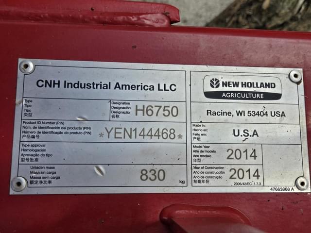 Image of New Holland H6750 equipment image 2