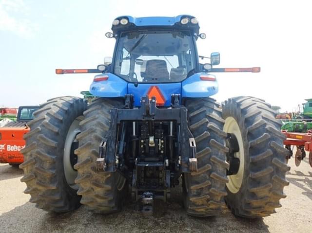 Image of New Holland T8.420 equipment image 3