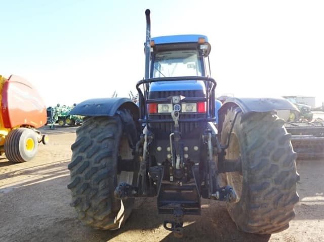 Image of New Holland TV6070 equipment image 4