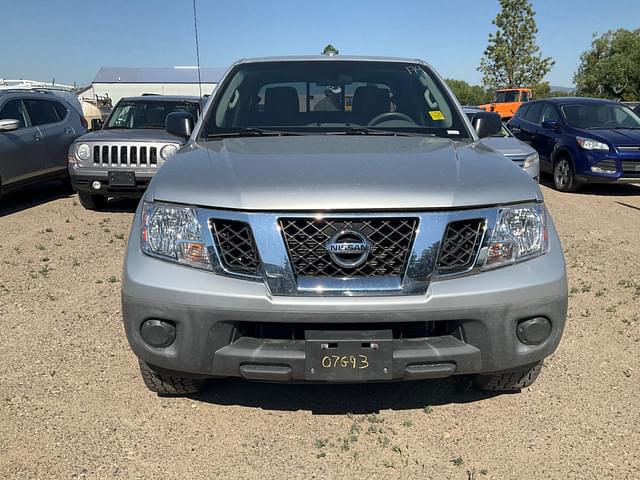 Image of Nissan Frontier equipment image 1