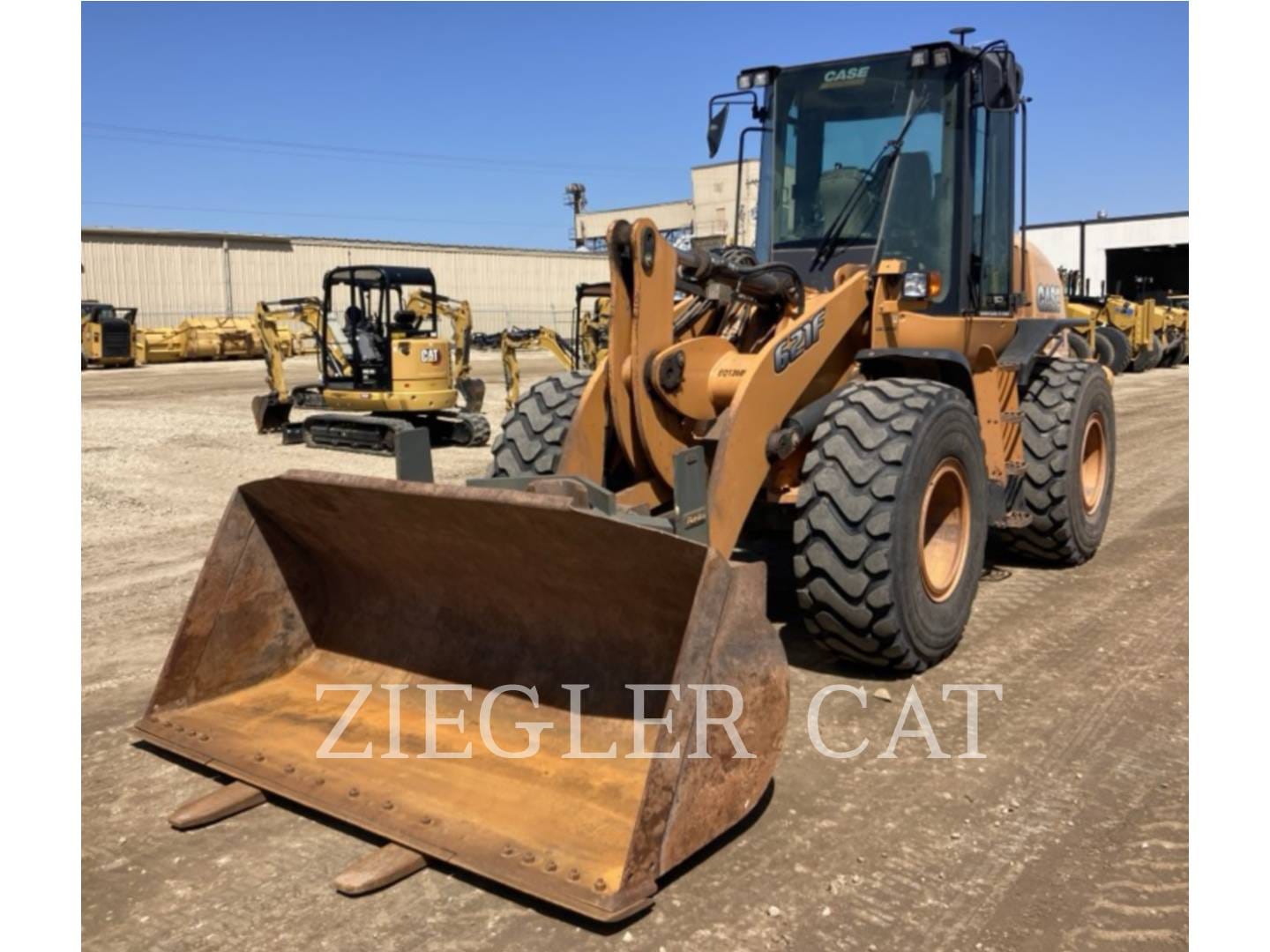 2014 Case 621F Equipment Image0