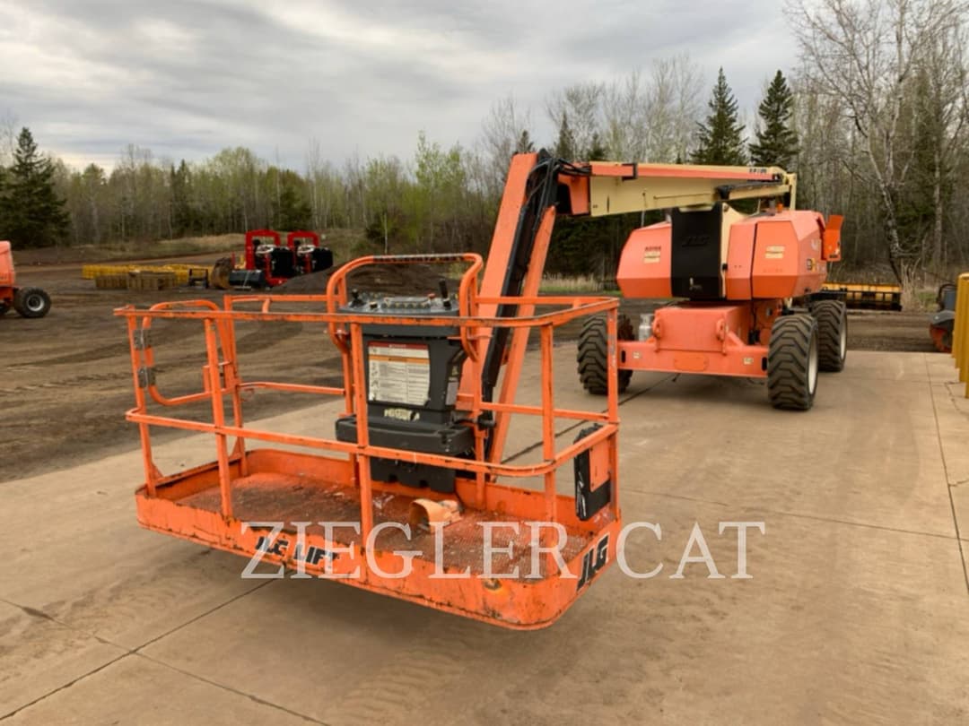 Image of JLG 800AJ Primary image