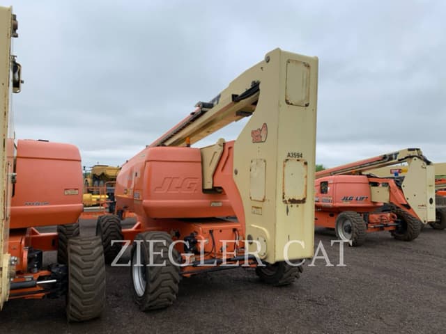 Image of JLG 800AJ equipment image 4