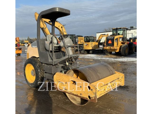 Image of Volvo SD45 equipment image 1